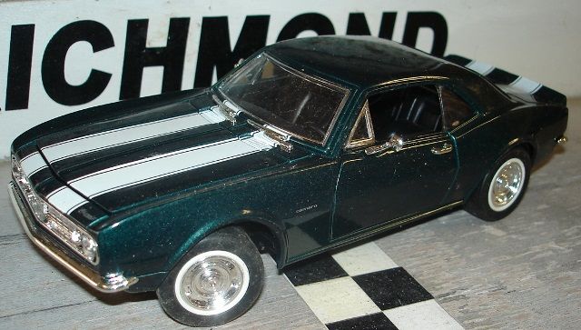 1967 CHEVROLET CAMARO 1/24th Scale Die Cast GREEN  