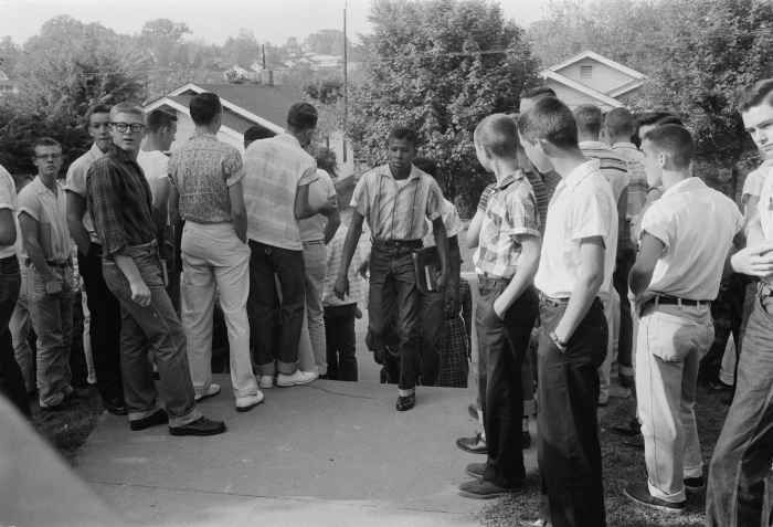 1956 Clinton TN school integration conflicts PHOTO  