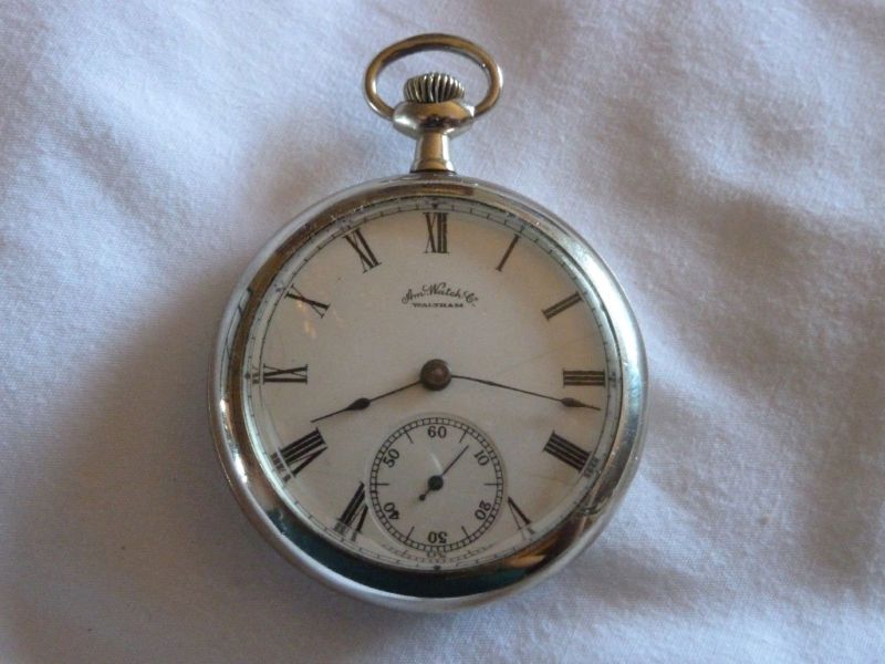 American Waltham Pocket Watch, 17 Jewels, Size 18  