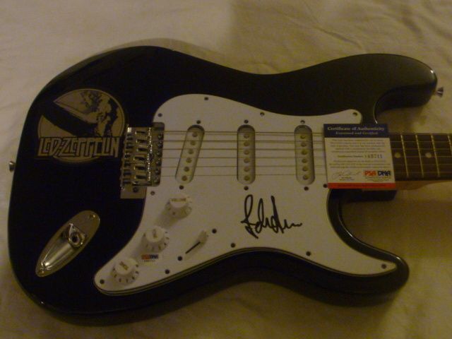   JONES SIGNED GUITAR THEM CROOKED VULTURES LED ZEPPELIN PROOF  