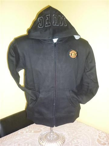 Manchester United Black Hoody Large Boy  