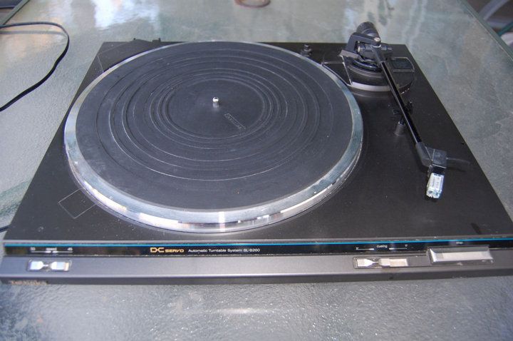 TURNTABLE TECHNICS SL B260 AND TECHNICS CARTRIDGE P23 GREAT WORKING 