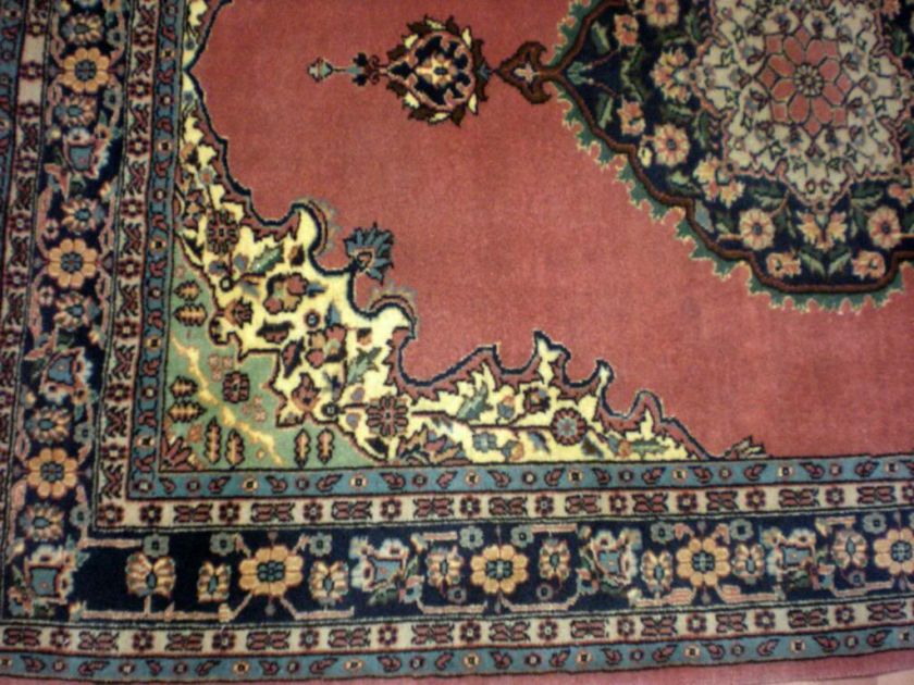 TURKISH ANATOLIAN HAND KNOTTED KONYA CARPET  