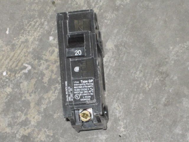 SIEMENS Q120 TYPE QP 1POLE 20A 120/240V CIRCUIT BREAKER  