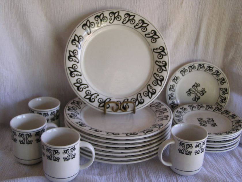 Oneida Classica Black White 20p Plate Dish Set Biscardi  