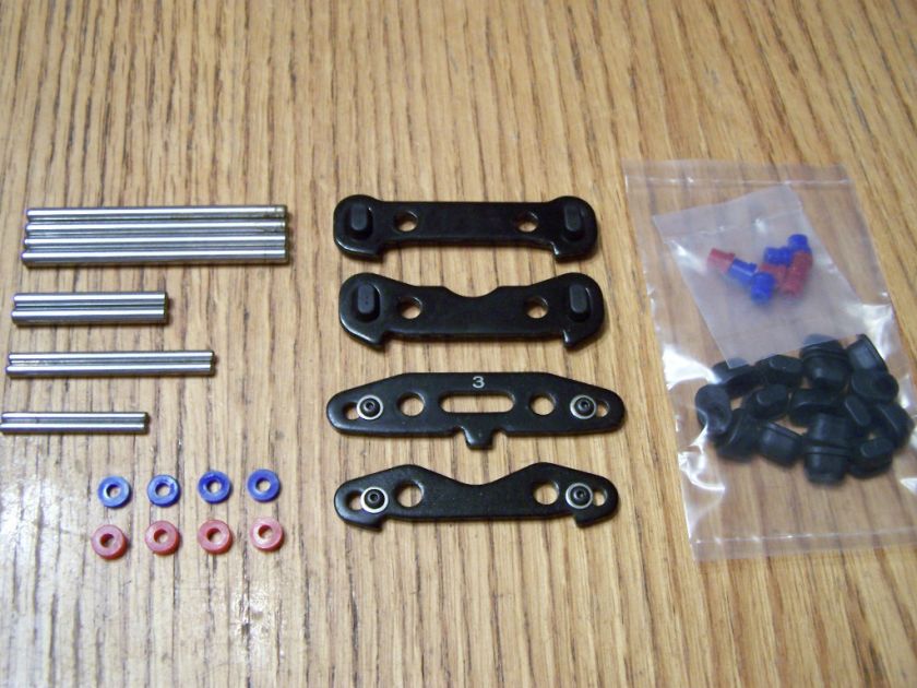 Team Associated RC8 RS Buggy A Arm Hinge Pins & Bushing  