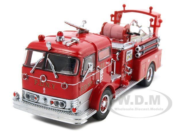 MACK C FIRE PUMPER FDNY CHIEF CASSANO ENGINE 31 1/64  