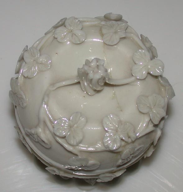 Belleek 2nd Black Mark Forget Me Not Trinket Box 1891 1926  