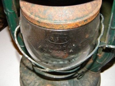 DEITZ  .D LITE # 2 KEROSENE LANTERN http//www.auctiva/stores 