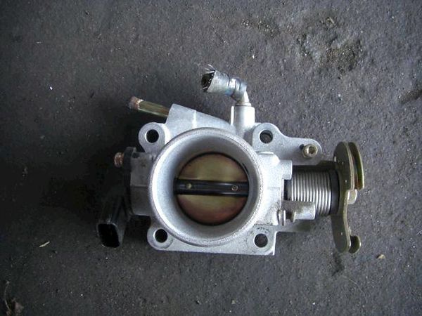 MAZDA DEMIO 2001 Throttle Body [62030]  