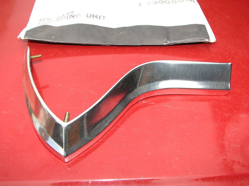 NOS 67 IMPALA RH EYEBROW MOLDING SS 327 396 427 CAPRICE  