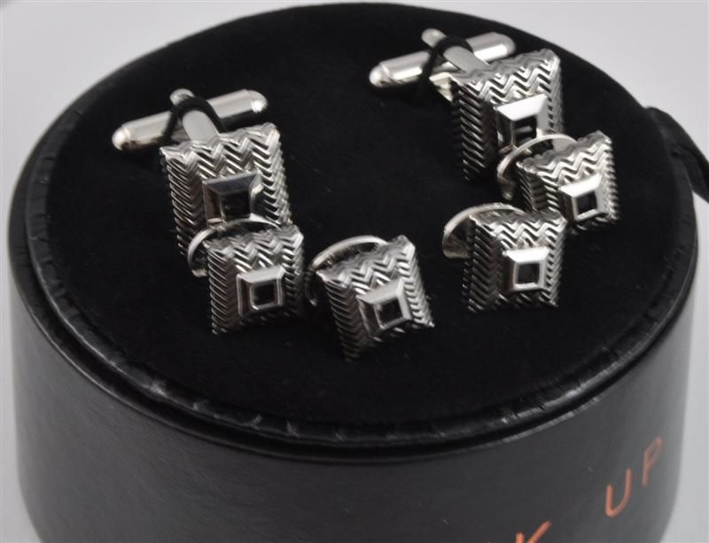 Jan Leslie LINK UP WOVEN SQUARE JET CRYSTAL Cufflinks  