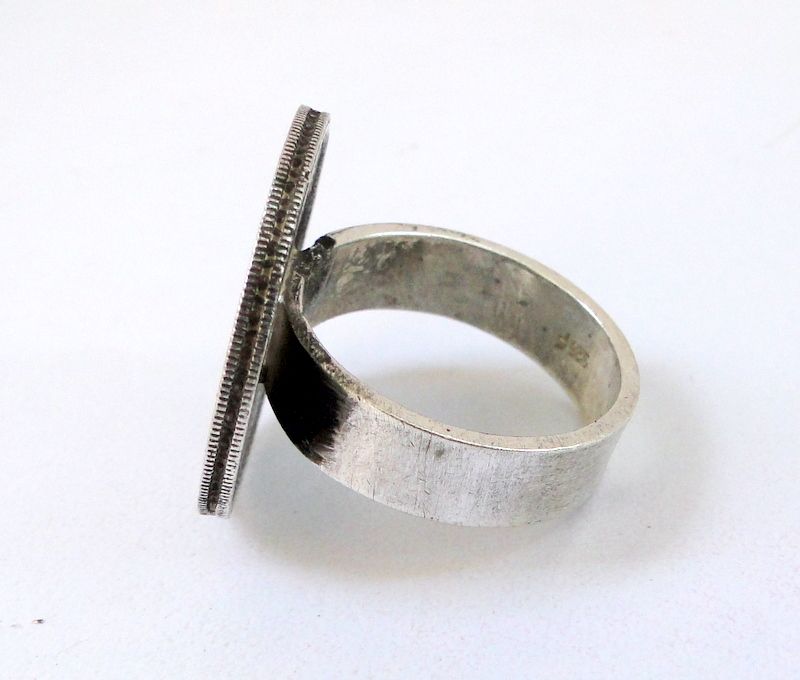 VINTAGE OLD SILVER BRITISH INDIAN COIN RING FROM INDIA. USA RING SIZE 