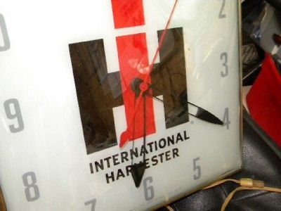   Harvester IH Tractor Farm Feed Seed PAM Clock Original Gas Oil  