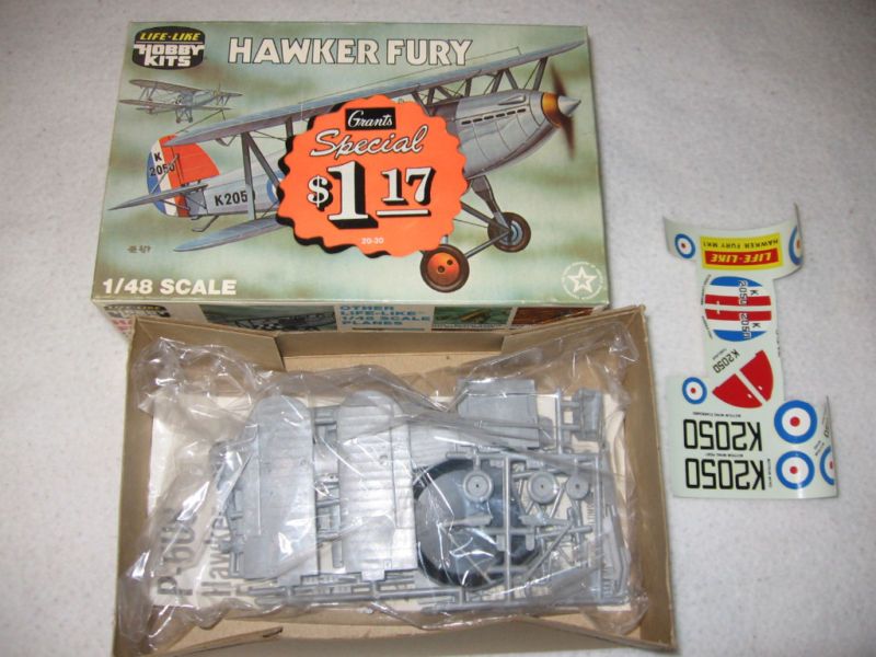 HAWKER FURY WW1 1/48 Scale LIFE LIKE Airplane GRANTS  