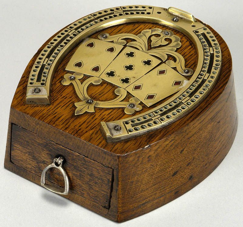 05840 Horseshoe Cribbage Board, England, c. 1880  