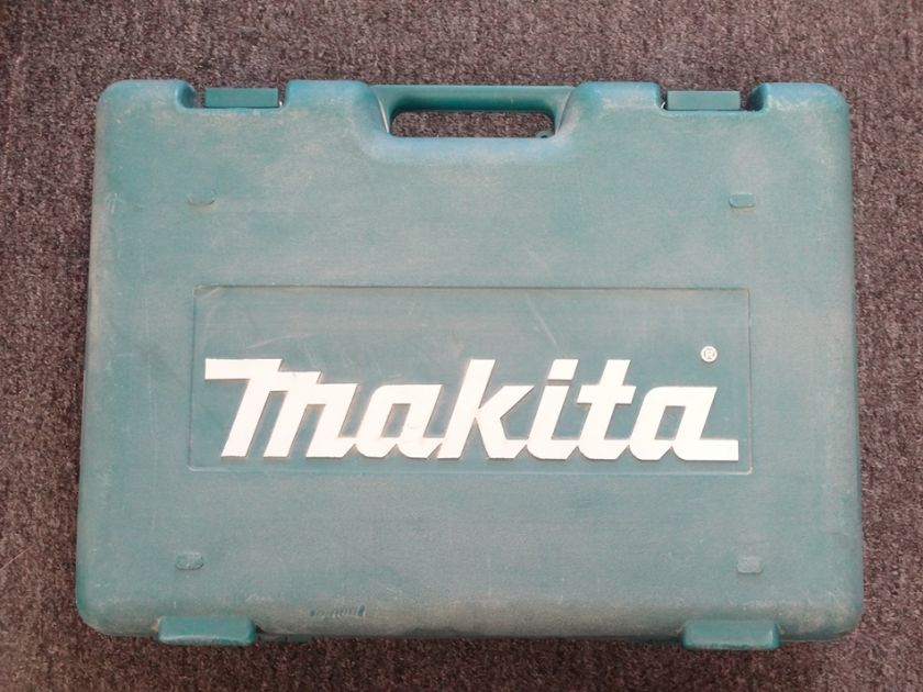 MAKITA TW1000 1 DRIVE IMPACT WRENCH W/CASE  