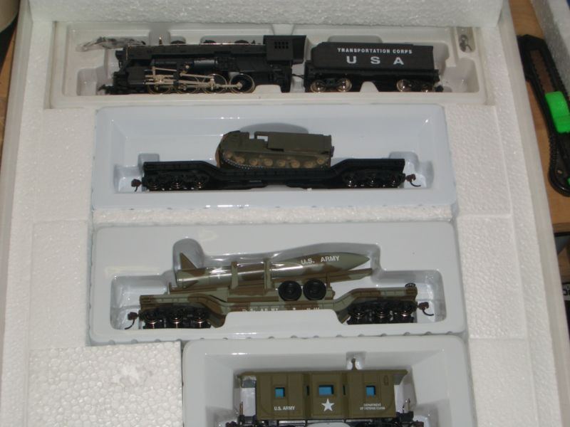 HO US ARMY MILITARY 2 8 0 STEAM TRAIN SET #5011 16  