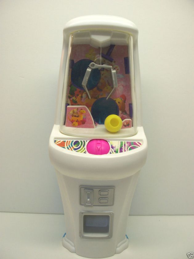 This Barbie Claw Game is in great condition with no visible damage 