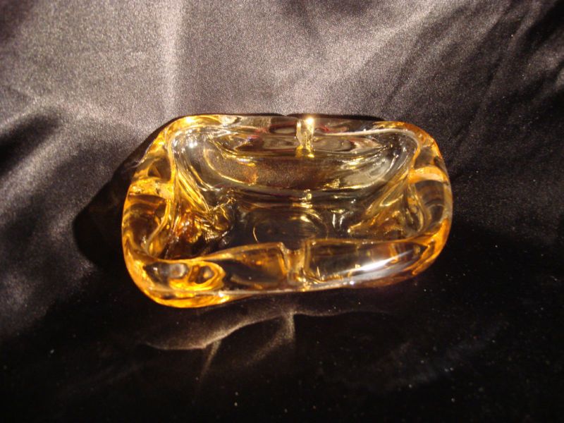   GLASS ASHTRAY CANARY VASOLINE YELLOW HANDMADE DECORATIVE COLLECTIBLE