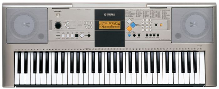 Yamaha YPT 320 Digital Keyboard +stand and AC adapter  