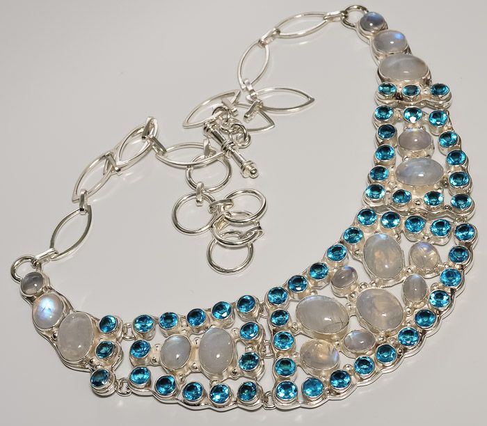 SHINY  RAINBOW MOON STONE , LONDON BLUE TOPAZ .925 SILVER NECKLACE 18 