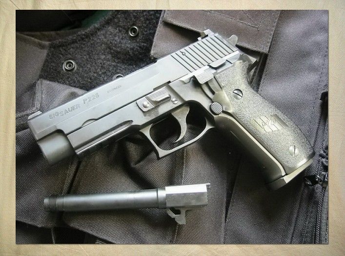 A1022 Pistol Sig Sauer P226 POSTER  